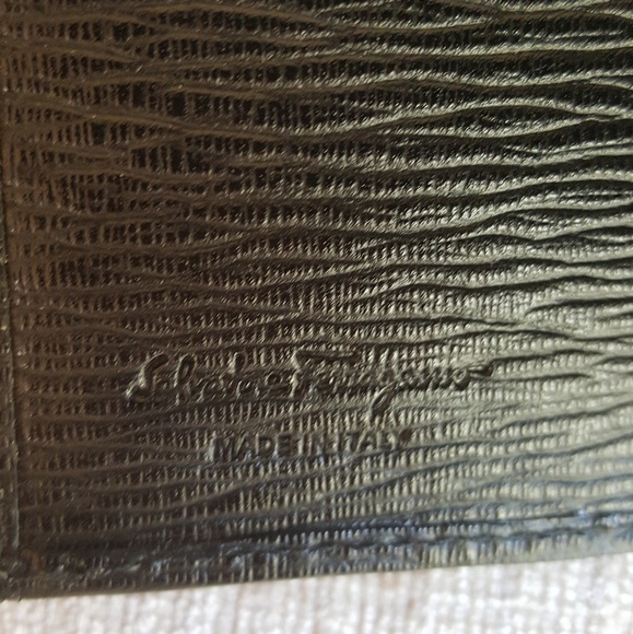 NIB Mens Salvatore Ferragamo Black Leather Wallet - Picture 7 of 8